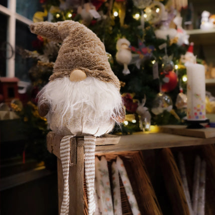 Sitting Christmas Gonk – Plush Nordic Shelf Sitter Decoration