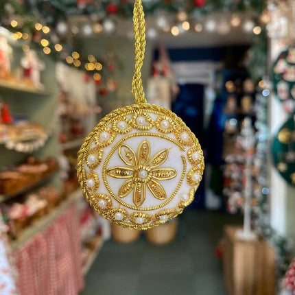 Embroidered Mini White &amp; Gold Decorations image 1