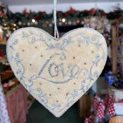 Heart (Love) 5" Crème - Silver wire work image 0